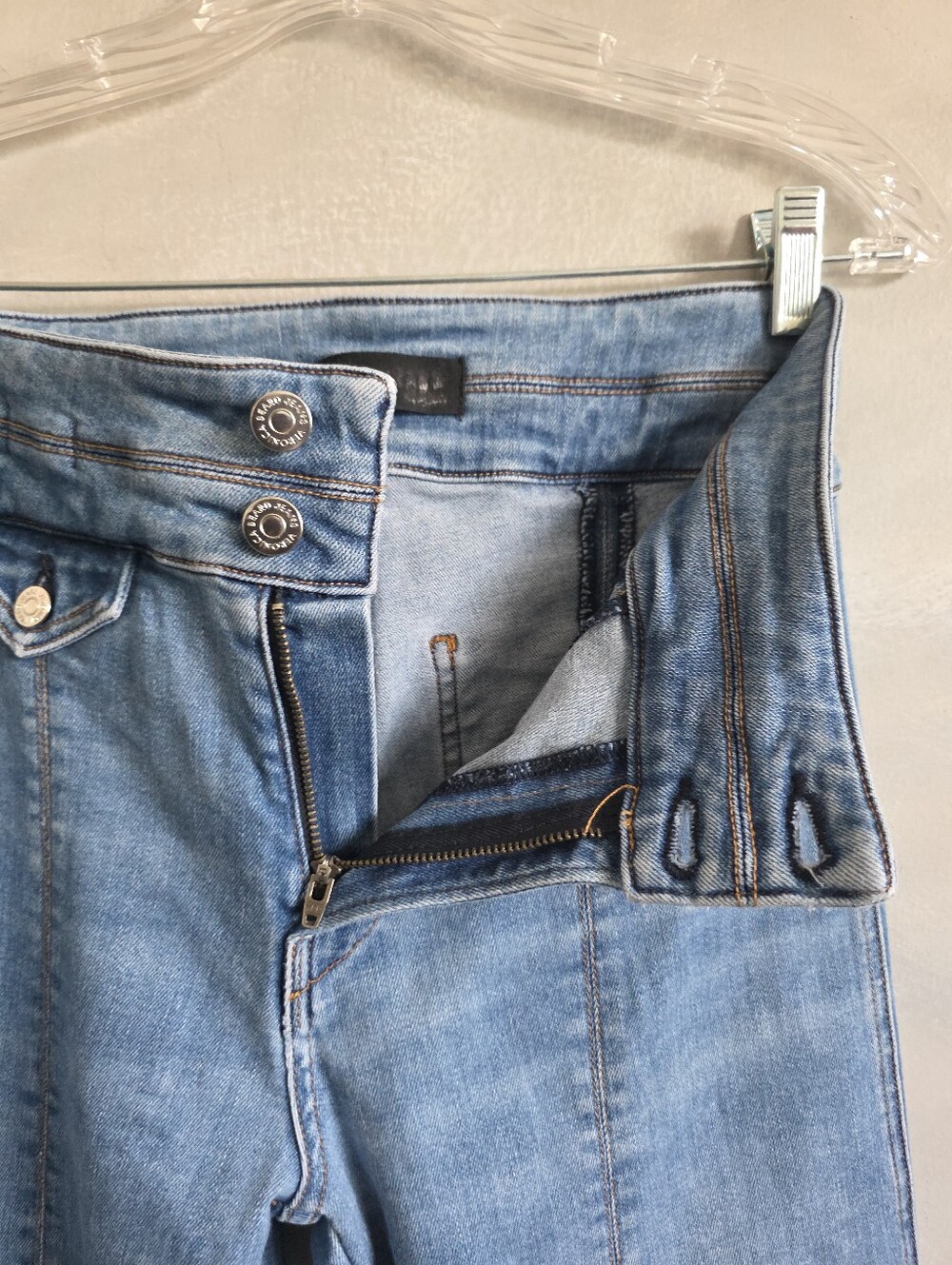 Veronica Beard Ember Wide Leg High Rise Medium Wash Flare Jeans 27/4 - Picture 12 of 14